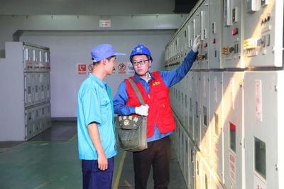 先鋒先行架心橋，齊魯大地送光明——記國家電網(wǎng)山東電力（濟(jì)寧）彩虹服務(wù)隊(duì)